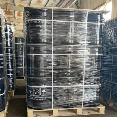 50 kg/tambour FeCL3 Chlorure ferrique utilisé pour la gravure et le traitement de l'eau