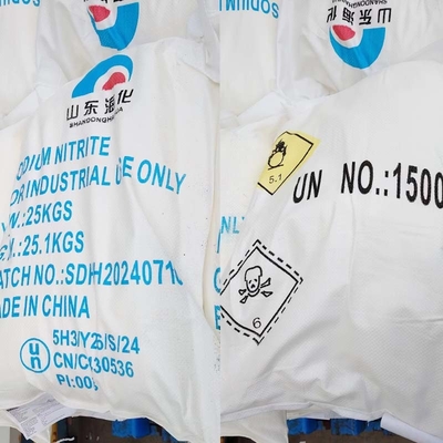NaNO2 nitrite de sodium CAS 7632-00-0 poudre blanche pour l'industrie de l'impression et de la teinture