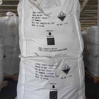 70 KG / BAG Chlorure ferrique 96% Min FeCL3 Solid ISO 45001 7705-08-0
