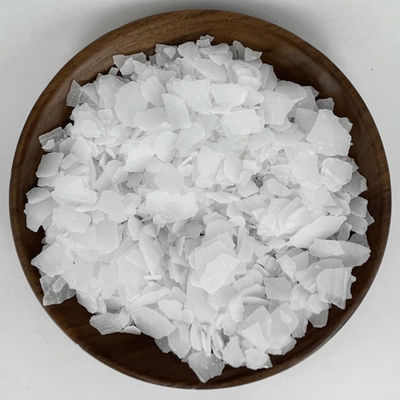 25 kg/BAG 99% pureté Soude caustique Hydroxyde de sodium Flocons Cas 1310-73-2 Pour la fabrication du papier
