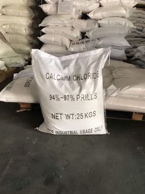 94% à 97% de chlorure de calcium Blanc granulaire de qualité industrielle Chlorure CaCl2 Chlorure de calcium Particules 25 kg