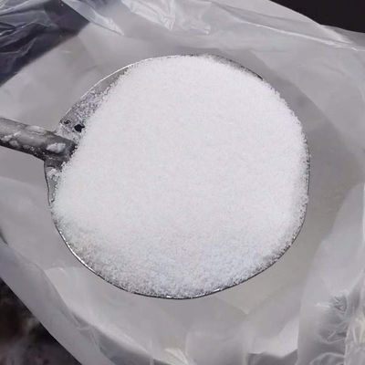 Hydroxyde de sodium de soude caustique utilisé comme neutralisant acide dans l'industrie alimentaire